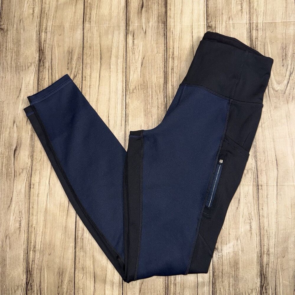 Athleta Navy Black High Traverse Tight Size XS Zip Pockets Runner